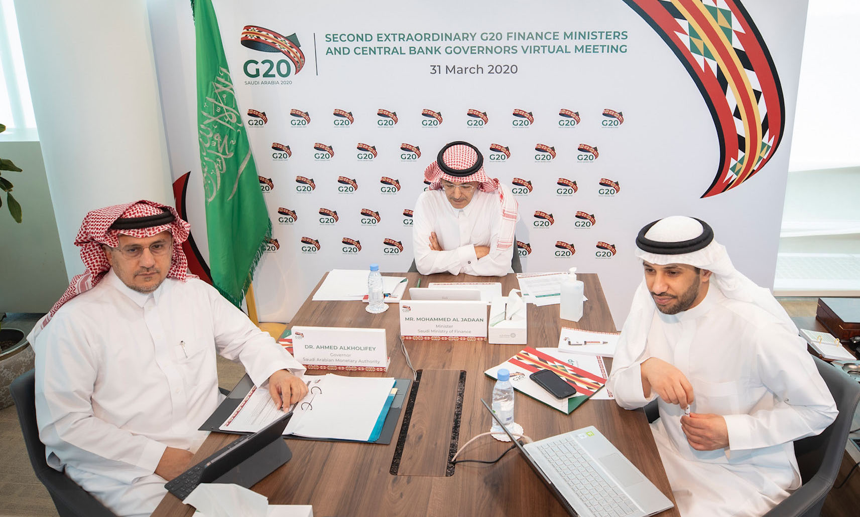 How to Open a Bank Account in Saudi Arabia image showing main features